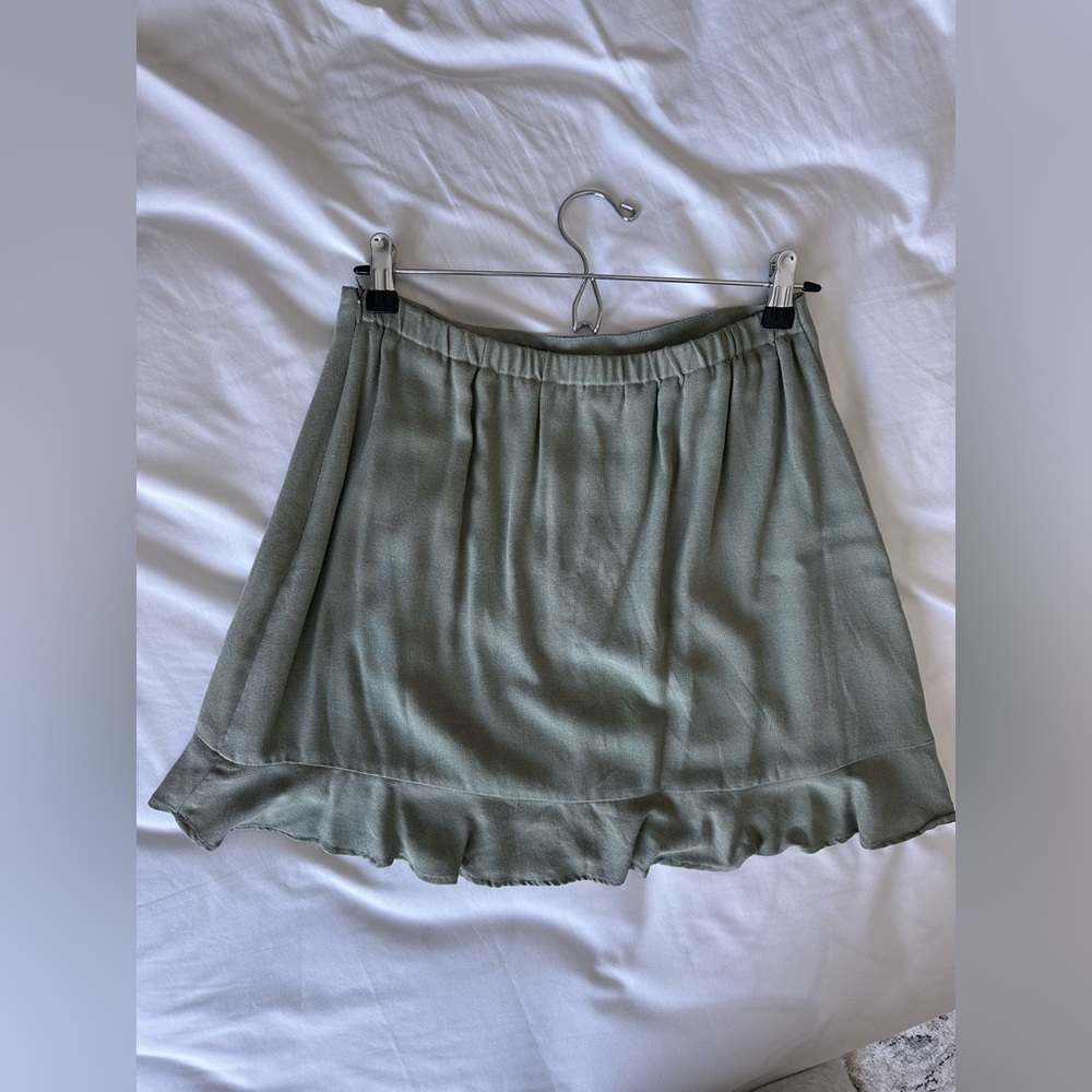 Ruffled Mini Skirt - Picture 2 of 3